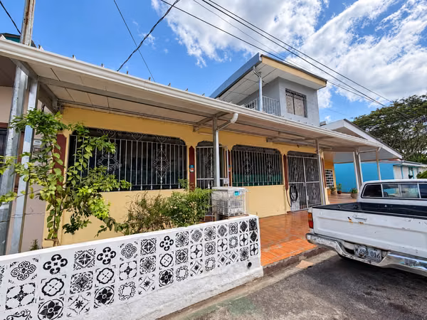 CASA EN VENTA | RESIDENCIAL CASA REAL III ETAPA