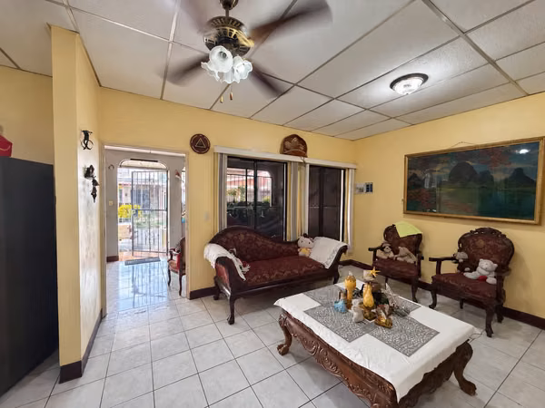 CASA EN VENTA | RESIDENCIAL CASA REAL III ETAPA