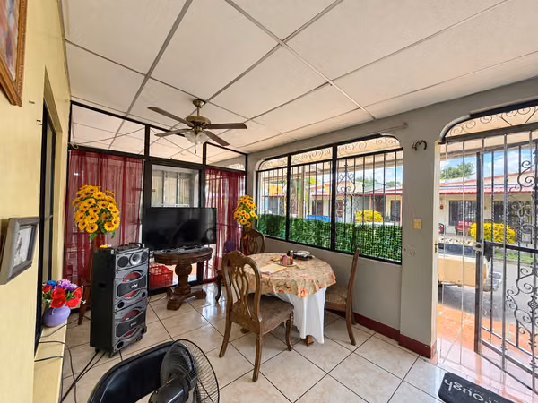 CASA EN VENTA | RESIDENCIAL CASA REAL III ETAPA