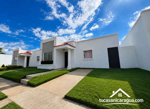 SE RENTA CASA NUEVA EN QUINTAS DEL PRADO – LISTA PARA ESTRENAR