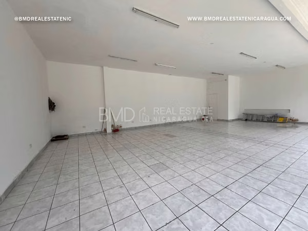 Renta de módulo comercial de 90 m², ubicado cerca de la Jean Paul KG