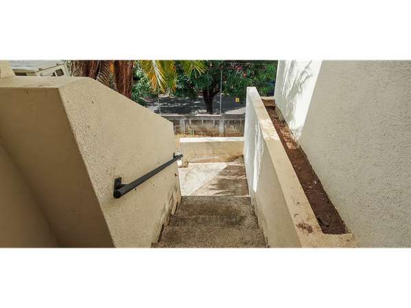 Exclusiva Casa en Alquiler para Oficina en Villa Fontana - JJ