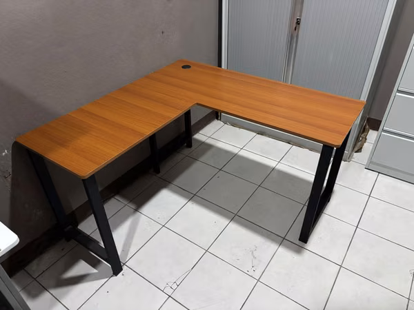 Escritorio en L Sencillo, colores disponibles, alta calidad
