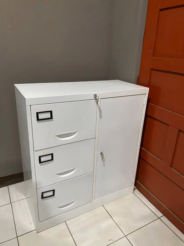 3-pack archive, 3 in 1, with safe included
