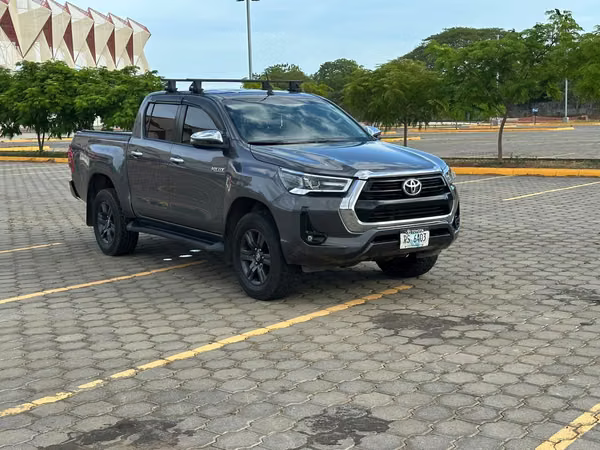Toyota Hilux SRV 2022