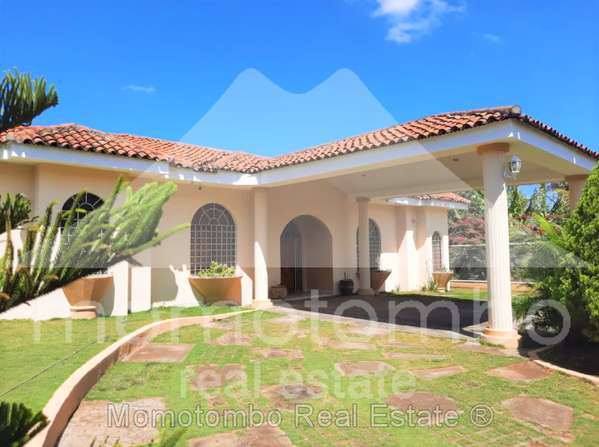 Casa en Venta &amp; Renta Carretera Vieja A Leon, Managua
