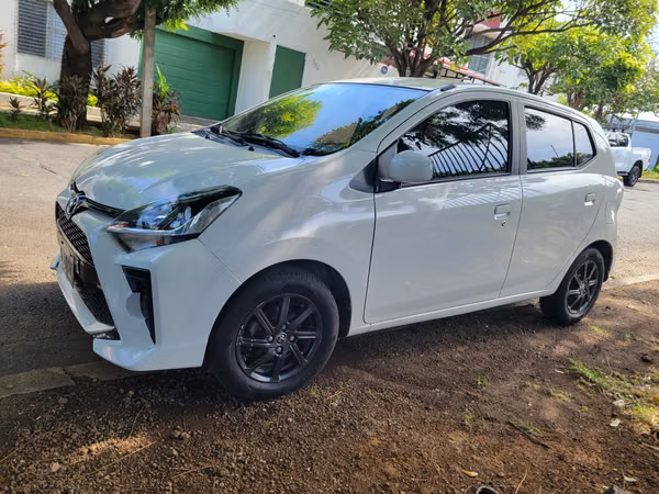 TOYOTA AGYA, AÑO 2022. AUTOMÁTICO 