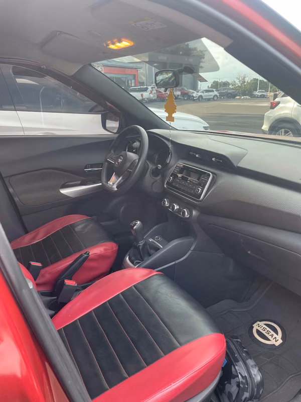 Nissan KICK 2021