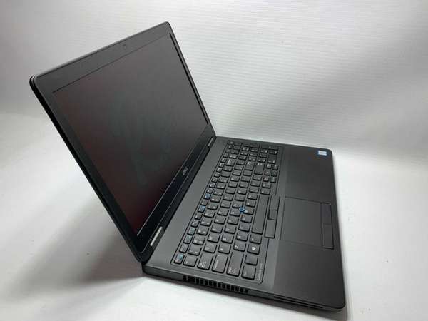 Laptop Dell Latitude c / Autocad, Photoshop, Illustrator, MS Office 2024 GANGA!
