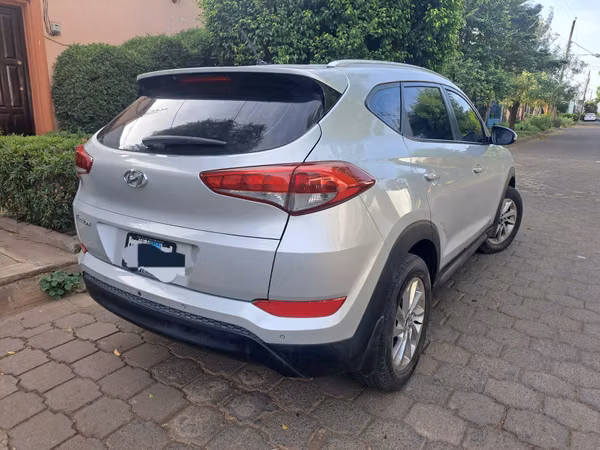 hyundai tucon