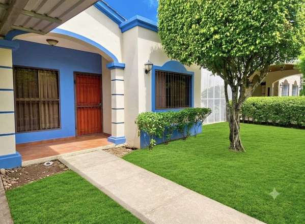 Rento Bonita Casa Recien Remodelada in km 13 Road to Masaya AH
