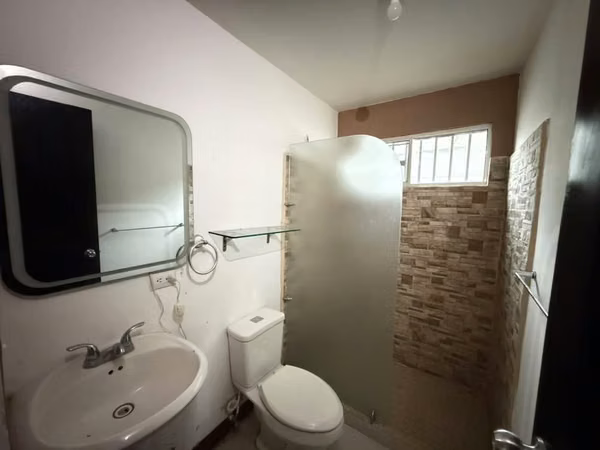 CASA EN VENTA CERCA DEL COLEGIO ALEMÁN | URBANIZACIÓN CAROLINA CARRETERA SUR