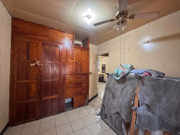 CASA EN VENTA CON POTENCIAL COMERCIAL – BARRIO BERTHA DÍAZ, MANAGUA