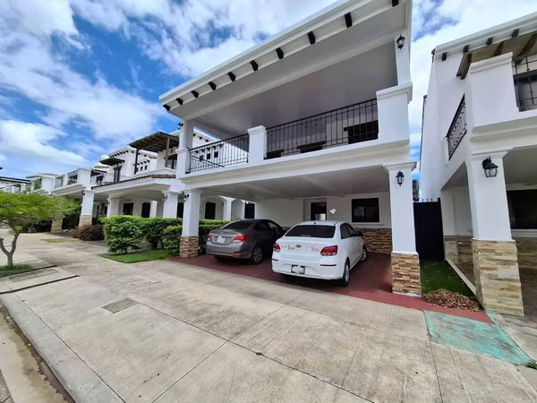 GG - Sale, remodeled house in El Cortijo de Sierra