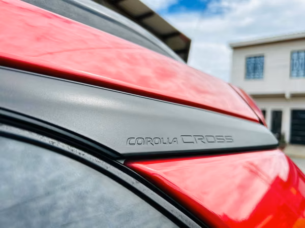 I sell Toyota cross corolla
