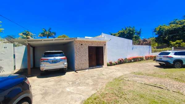Renta en las colinas ideal para vivienda u oficina 