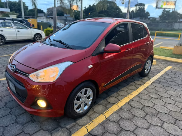 Hyundai Grand i10  //  2017