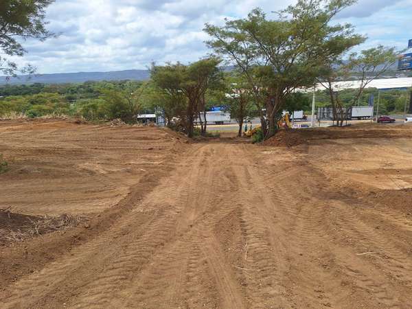 Land Sale in Carretera Nueva a Leon