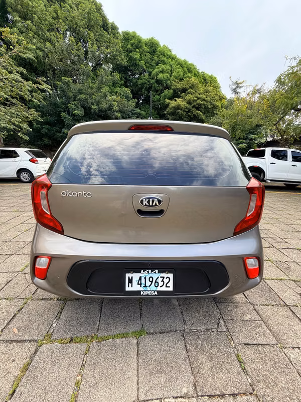 KIA PICANTO 2018 AUTOMATICO