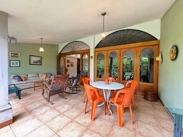 Sale of House in Lomas de San Juan