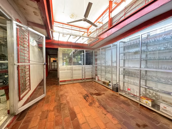Venta de propiedad en Colonial Los Robles