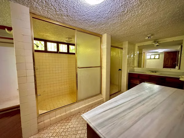 Sale of House in Carretera Sur