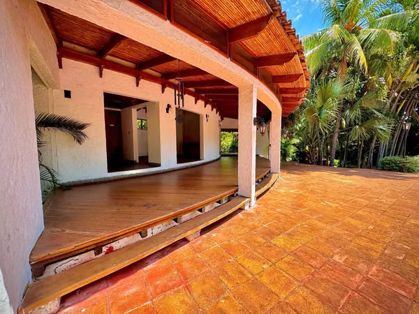 Sale of House in Carretera Sur