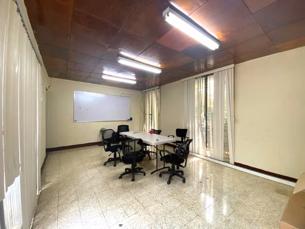 Ideal Property Sale near Cranshaw Stadium
