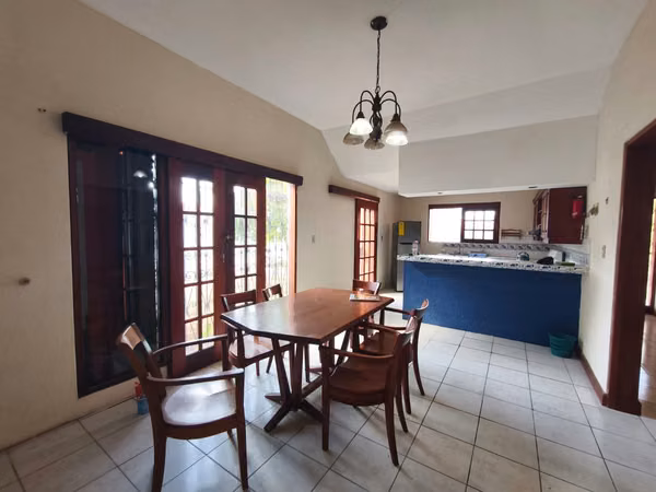 CASE IN SALE - 124; VILLA FONTANA · Inside residential with security 24 /