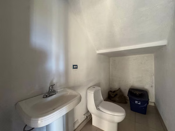 Sale of House in El Cruciero