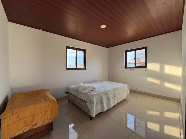 Sale of House in El Cruciero