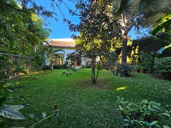 Sale of House in Carretera Sur