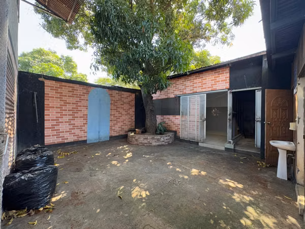 Sale of Local near Multicentro Las Americas