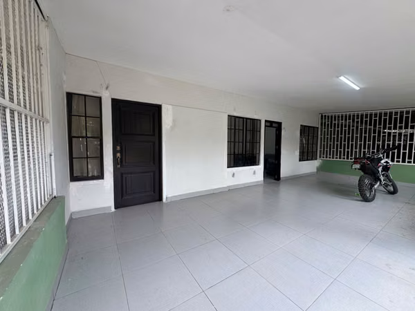 Investment opportunity: 100% rented student residence in Central America