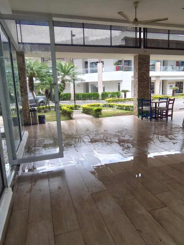DG- MÓDULO COMERCIAL EN RENTA – PISTA SUBURBANA 