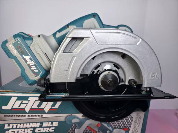 21 V wireless circular Sierra