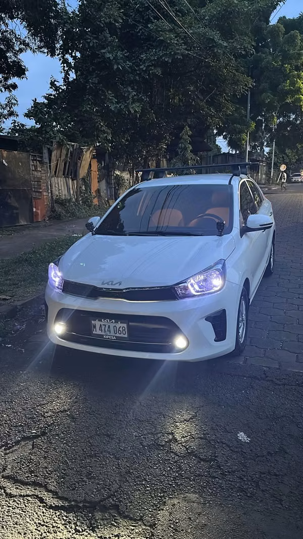 Kia Soluto Full extra 2026