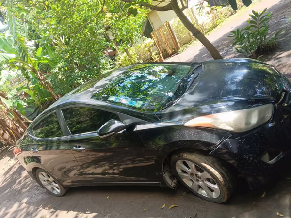 Elantra Limited 2013