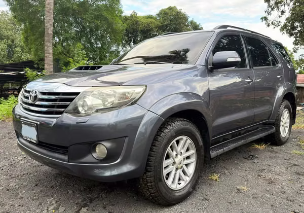 TOYOTA FORTUNER 2014 4x4 Full Extra