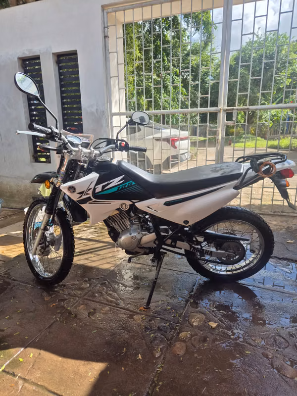 yAMAHA XTZ125, state 9 / 10, purchased from Yamaha Agency is sold. GANGA