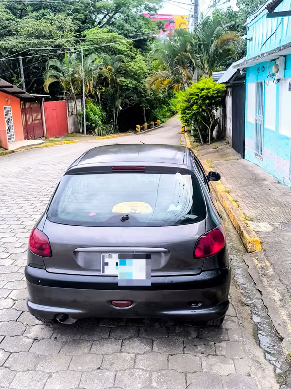 Hermoso Peugeot 206..año 2006