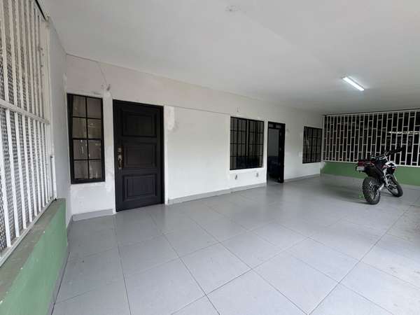 Sell house remodeled in Central America, ml