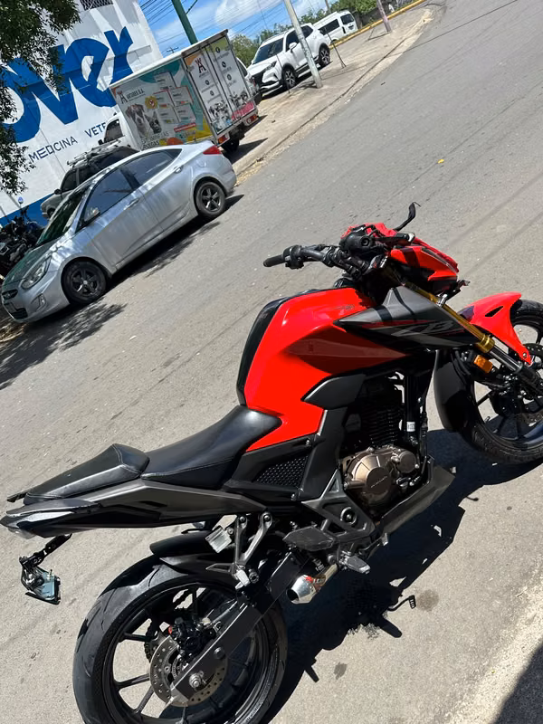 Honda Cb300