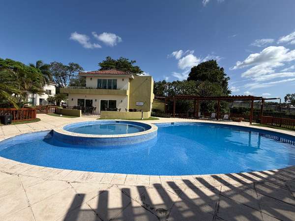 BEAUTIFUL HOUSE FURNISHED IN RENT - THE HILLS