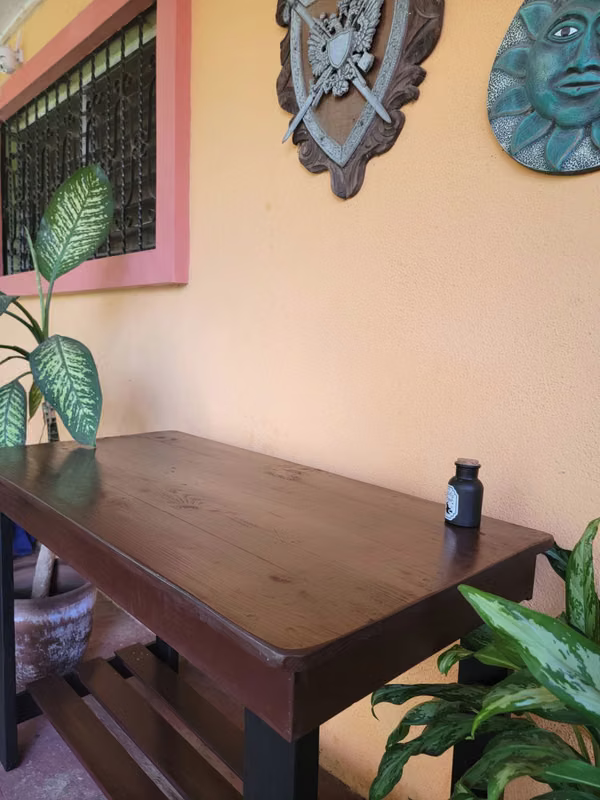 Venta de mesa auxiliar de madera