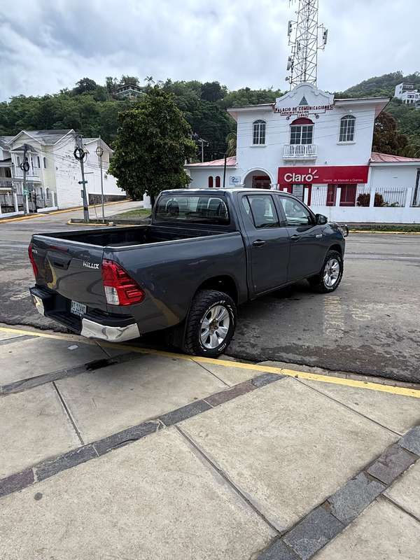 Hilux 2018, Excelente estado. Unico Dueno. 