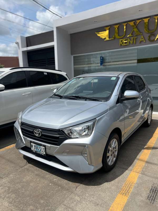 TOYOTA AGYA EN RENTA 