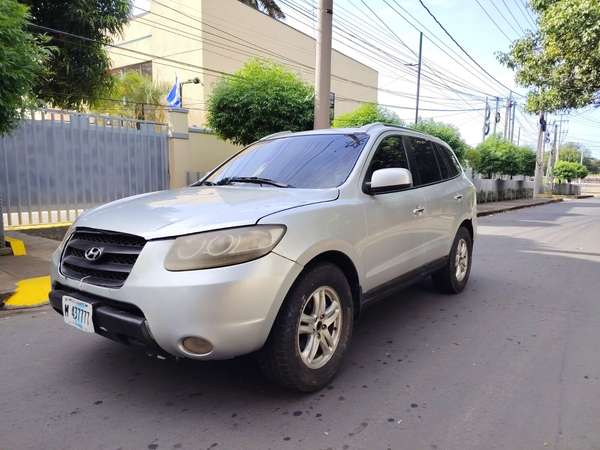 Hyundai Santa Fe 2008 $5,800 No Negociable Donde está y Como está