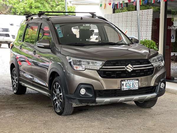 SUZUKI XL7 AÑO 2023