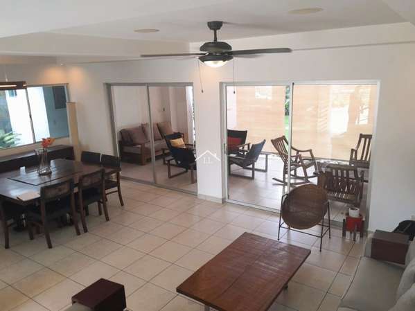 LL-Casa en Venta Amoblada en Condominio Cerca de Galerías Santo Domingo